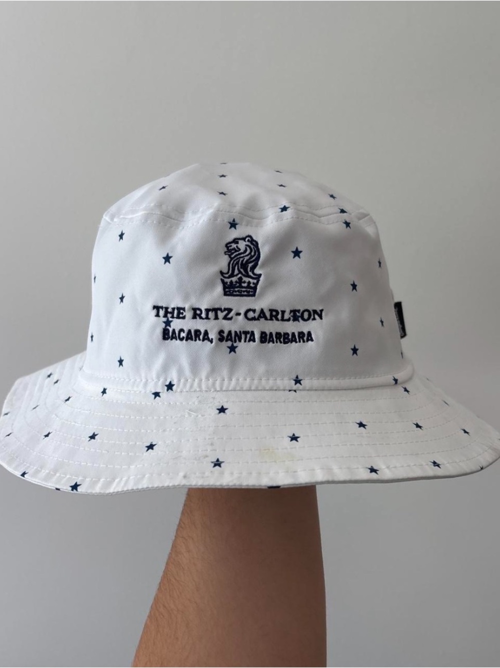The Ritz-Carlton White Star Print Bucket Hat